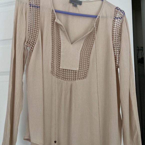 Joseph A Blouse - Picture 7 of 10